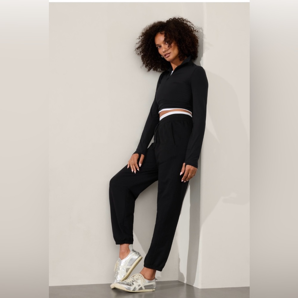 NWT-Athleta Black Retroterry Jogger, Medium Petite - Picture 4 of 10